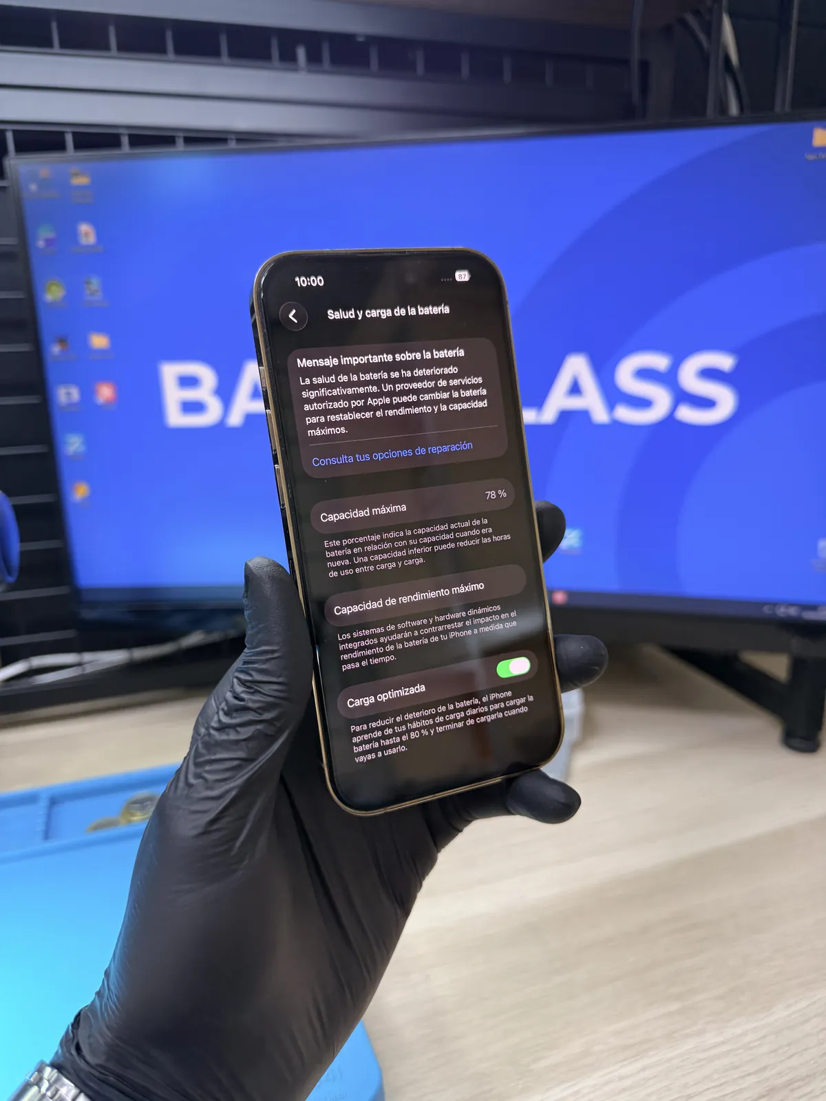Pantalla de salud de batería de un iPhone mostrando el 78% de capacidad máxima